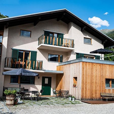 ズルデルノHaus18. 4アパートメント エクステリア 写真