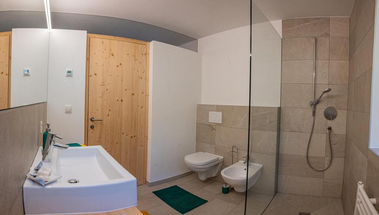 ズルデルノHaus18. 4アパートメント エクステリア 写真